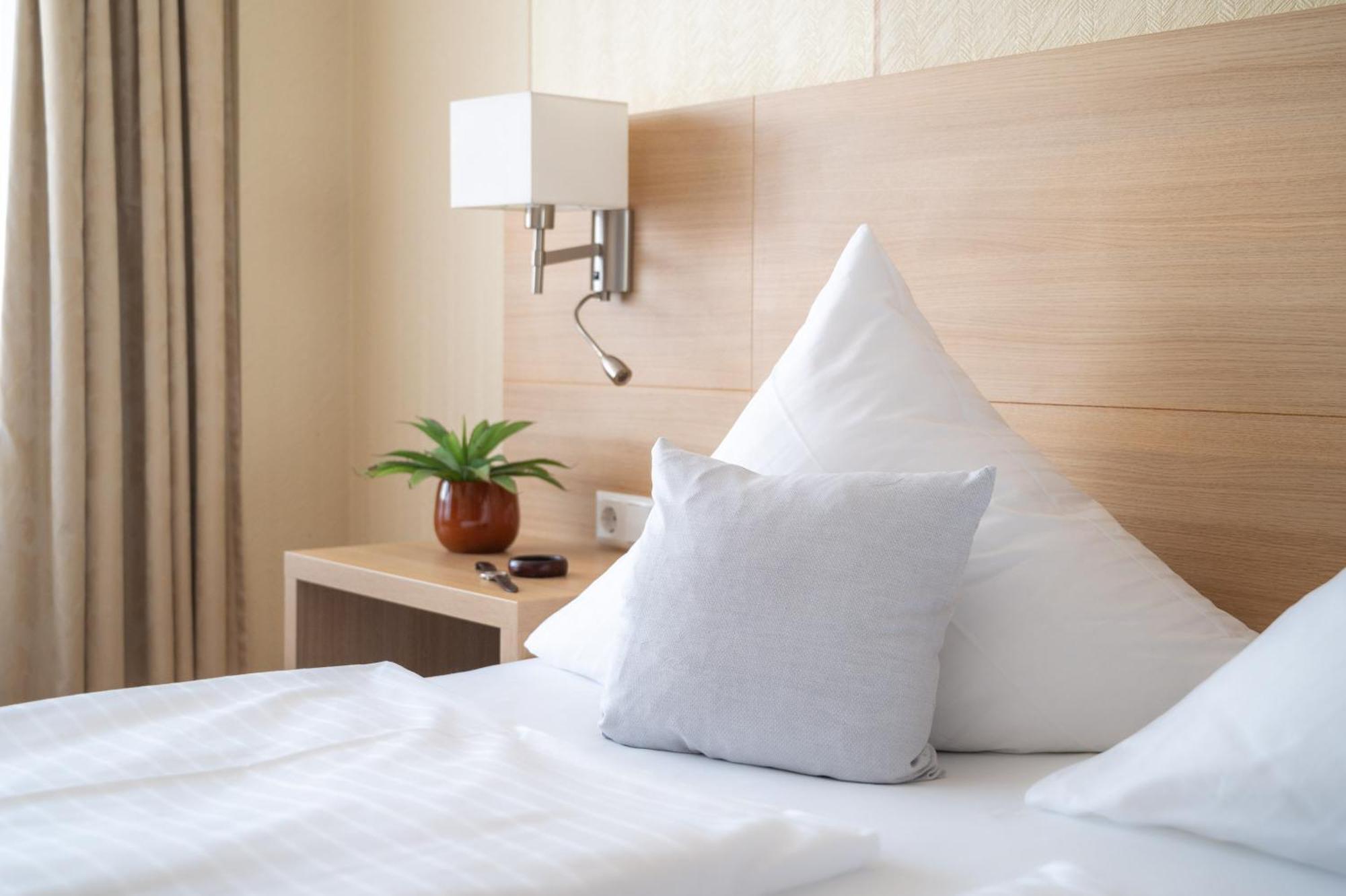 Hotel Gasthof Roessle Stetten am Kalten Markt ภายนอก รูปภาพ