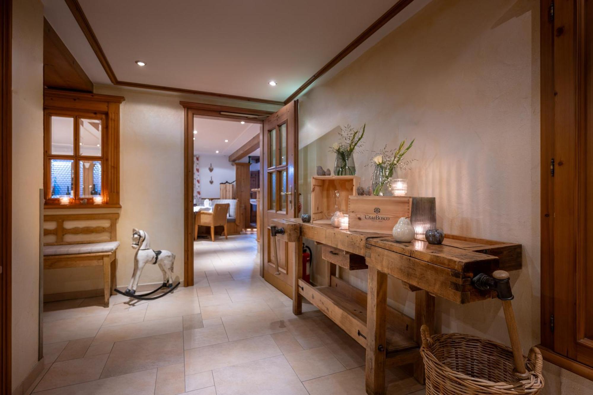 Hotel Gasthof Roessle Stetten am Kalten Markt ภายนอก รูปภาพ