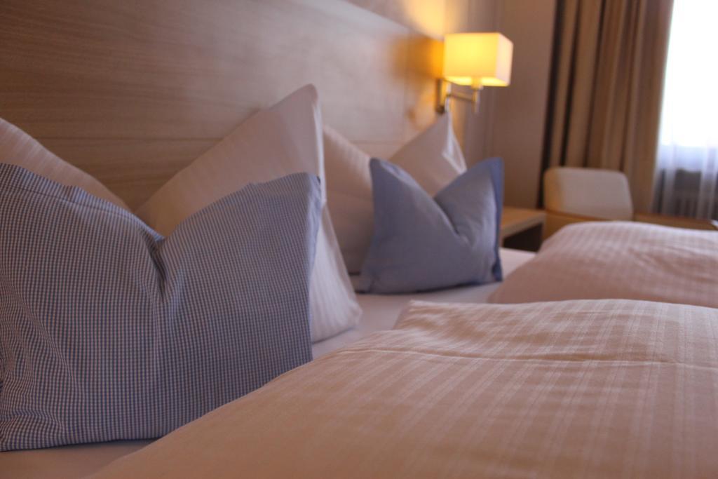 Hotel Gasthof Roessle Stetten am Kalten Markt ภายนอก รูปภาพ